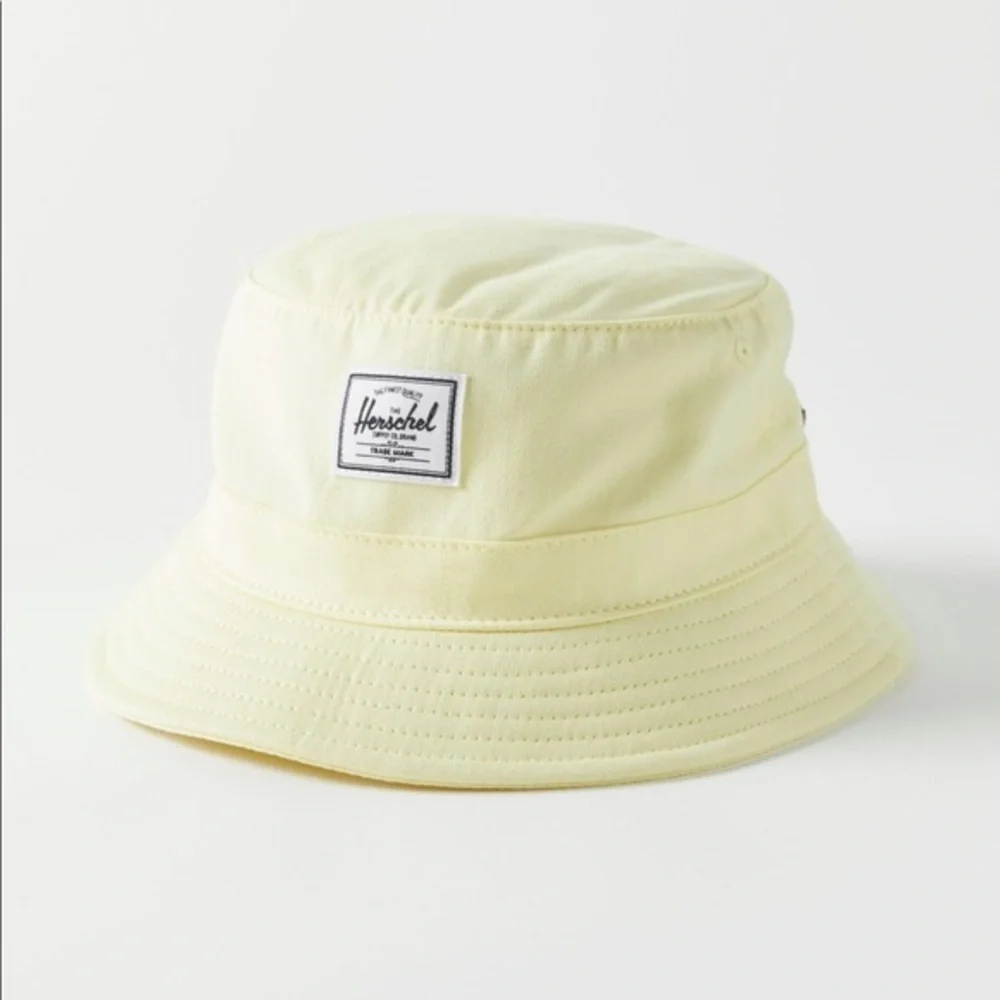 Herschel Supply Co. Lake